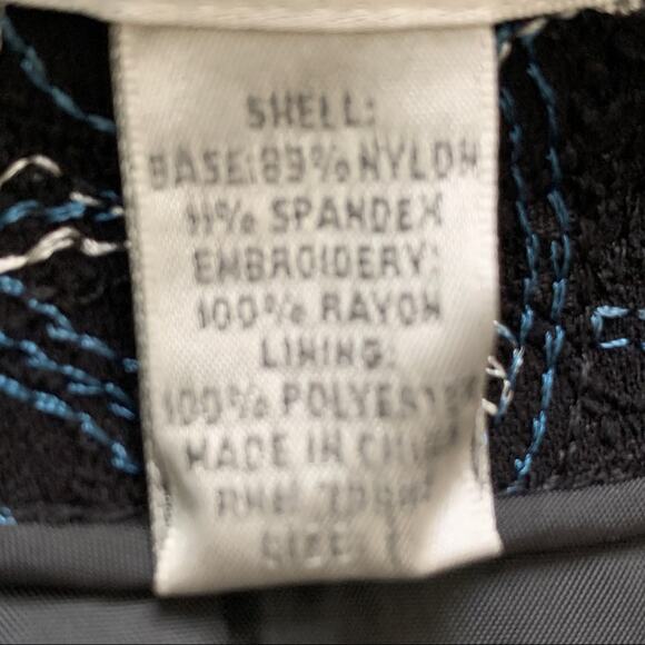 Chico’s Jacket Black Embroidered 3/4 Sleeve Open Front Jacket Blazer Size Medium - Picture 10 of 11